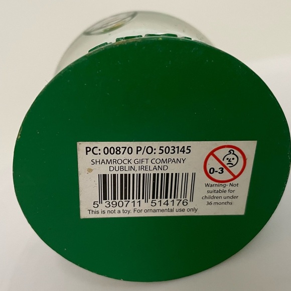 Ireland Snow Globe Souvenir - Picture 4 of 5